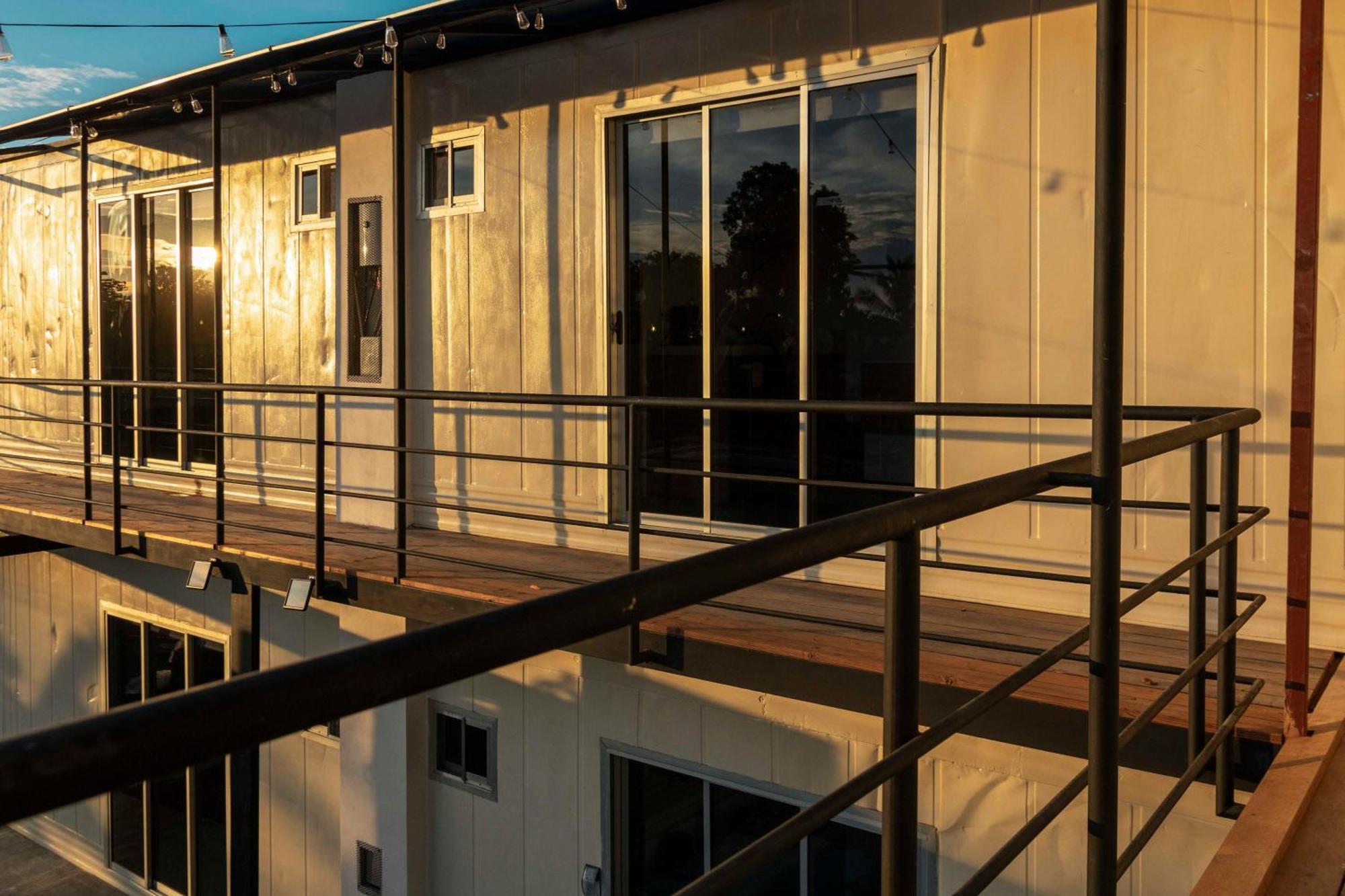 Emi'S Place Container Living Uvita Εξωτερικό φωτογραφία